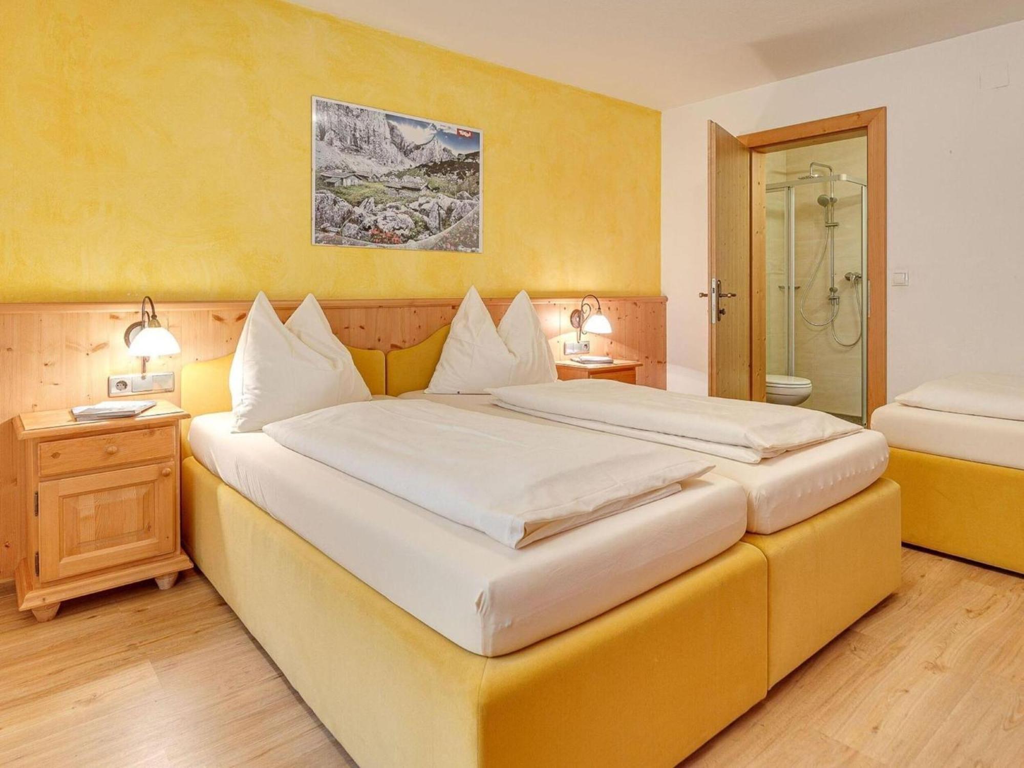Apartment In Fuegen With A Garden Экстерьер фото